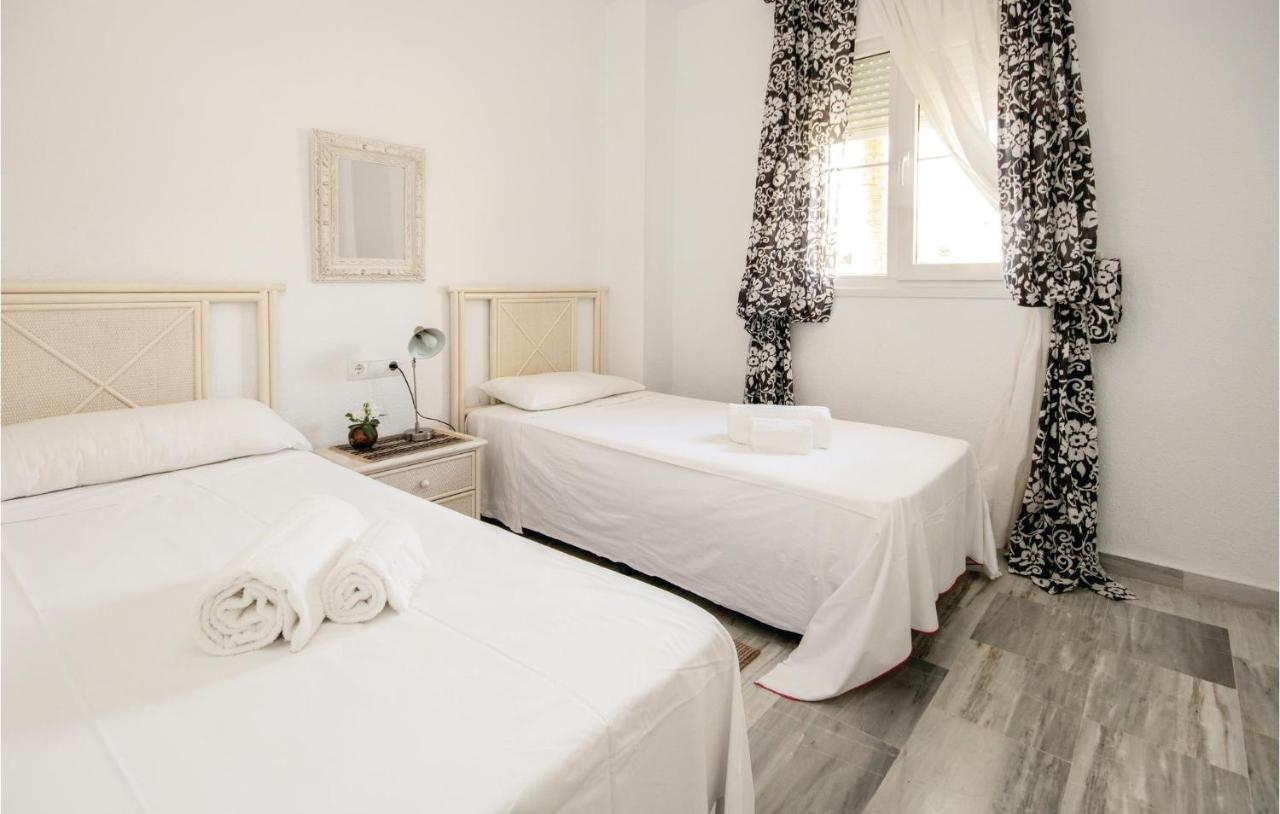 Apartamento Stunning In With Swimming Pool